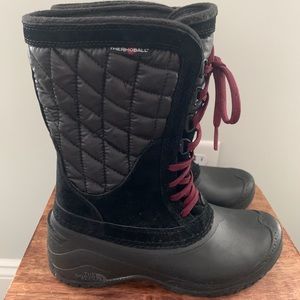 The NorthFace Shellista Mid Boot